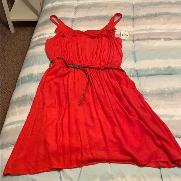 Dress - Picture 5 of 6